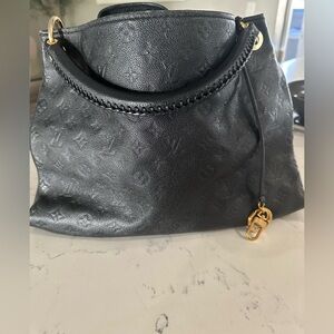 Empreinte Artsy MM Black Louis Vuitton Bag